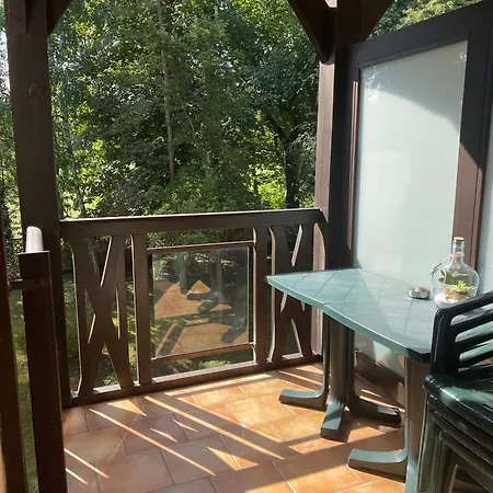 Avec Piscine - Du Golf