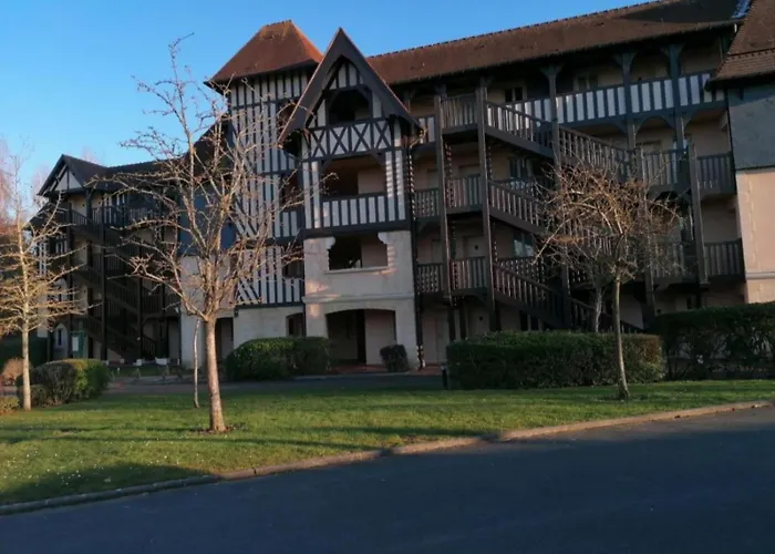 Avec Piscine - Du Golf